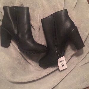 Cute pair of NWT Mossimo black booties